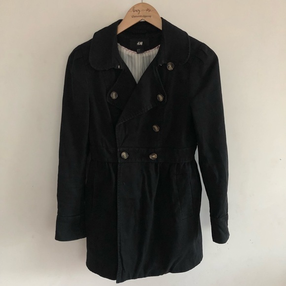 H&M Jackets & Blazers - H&M black long coat size 6